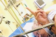 Τροχαίο ατύχημα για τον σεισμολόγο Άκη Τσελέντη