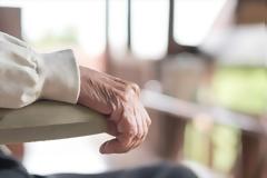 Αστυνομικοί στα ορεινά της Καλαμπάκας… ανέστησαν παππού