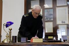 Τα στελέχη του Πυροβολικού και το ''δώρο'' του ΑΓΕΣ Αντιστράτηγου Γ. Καμπά