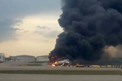 Μόσχα: 41 νεκροί από φωτιά σε αεροσκάφος που πραγματοποίησε αναγκαστική προσγείωση