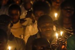 Ρουάντα: Ενταφιάστηκαν 25 χρόνια μετά τα λείψανα 85.000 θυμάτων της γενοκτονίας