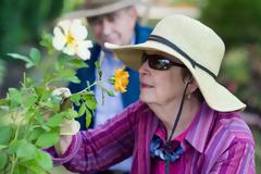 Μπορεί η όσφρηση να μας βοηθήσει να ζήσουμε πολλά χρόνια;