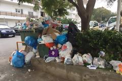 Έλλειψη κάδων απορριμμάτων στην Κρεμαστή