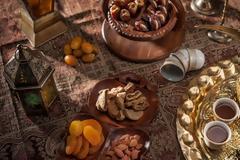 Τι δεν πρέπει ποτέ να κάνετε σε διακοπές στο Ντουμπάι, την ώρα του φαγητού – Μπορεί να βρεθείτε στη φυλακή