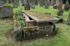 Η γυναίκα που θάφτηκε... δυο φορές!