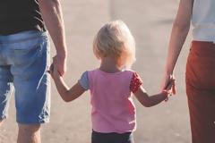 ΟΠΕΚΑ Επίδομα Παιδιού Α21: Μπαίνουν τα χρήματα - Χωρίς φορολογική δήλωση η β' δόση