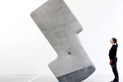 Μετακινώντας όγκους που ζυγίζουν τόνους με το χέρι! Και όμως γίνετε ...!!! (Βίντεο)