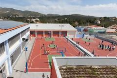 Τα ελληνικά σχολεία αποκτούν πυροπροστασία και ράμπες ΑμεΑ