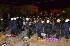 Μυτιλήνη: Αθώοι οι 108 πρόσφυγες που κατηγορούνταν για κατάληψη και αντίσταση