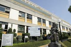 Χαμόγελα για την 8χρονη Αλεξία που δέχτηκε αδέσποτη σφαίρα: Ανοιξε τα μάτια της και έπιασε το χέρι της μητέρας της