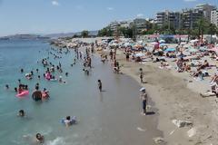 Ξεκινούν οι δημοπρασίες μίσθωσης παραλιών