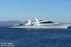 Πώς δύο φρεγάτες Kortenaer μετατράπηκαν σε... σούπερ γιοτ 141 μέτρων!