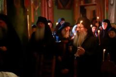 12027 - Η Εξόδιος Ακολουθία του Γέροντα Αιμιλιανού Σιμωνοπετρίτου