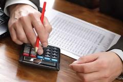 Δύο στους τρεις ''αποκλείονται'' από τις 120 δόσεις για χρέη στα Ταμεία