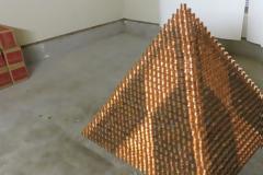 Πυραμίδα για ρεκόρ από 1.000.000 κέρματα