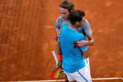 Μέγας Τσιτσιπάς στη Μαδρίτη: Απέκλεισε τον Ναδάλ, περιμένει τον Τζόκοβιτς στον τελικό