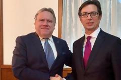 Ο Γ. Κατρούγκαλος συναντήθηκε με τον νέο προέδρο των Σκοπίων