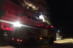 Αγρίνιο: Αυτοκίνητο «λαμπάδιασε» τη στιγμή που ήταν σταματημένο στο φανάρι