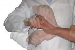 Νόσος του Πάρκινσον. Είναι κληρονομική; Η σημασία της άσκησης, της διατροφής, του ύπνου. Πώς να κινήστε χωρίς να πέφτετε