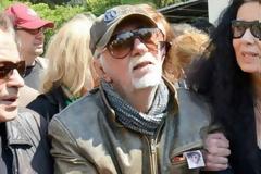 Κραυγή απελπισίας έλληνα ηθοποιού από το γηροκομείο