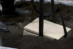 Ενταφιάστηκαν λείψανα θυμάτων από ναζιστικά πειράματα 70 χρόνια μετά