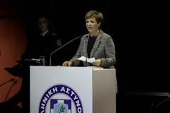 Γεροβασίλη: «Δεν υπάρχει άβατο στα Εξάρχεια - Δεν έχει δοθεί εντολή στην ΕΛ.ΑΣ. να μην επεμβαίνει»