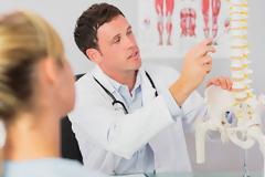 Βιταμίνη D και οστεοπόρωση. Πόση έκθεση στον ήλιο χρειάζεται; Τροφές με βιταμίνη D