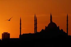 Τι σημαίνει η τουρκική αποδυτικοποίηση