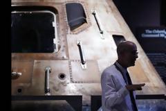 Η σελήνη «αδυνατίζει» και ταλανίζεται από... σεισμούς