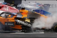 Φοβερό ατύχημα για τον Αλόνσο - Χτύπησε τρεις φορές σε τοίχο