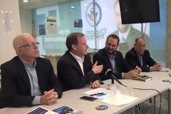 Ο ΚΩΣΤΑΣ ΚΑΡΑΜΑΝΛΗΣ ΣΤΟ ΕΚΛΟΓΙΚΟ ΚΕΝΤΡΟ ΤΟΥ ΥΠΟΨΗΦΙΟΥ ΠΕΡΙΦΕΡΕΙΑΡΧΗ ΣΤΗΝ ΠΑΤΡΑ