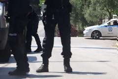 Κράτος καραγκιόζης! Αστυνομικοί εργάζονται σε συνθήκες γαλέρας