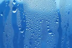 H υγρασία τι προβλήματα υγείας προκαλεί; Τι αν κάνετε σε αρθρίτιδες, υπέρταση, στεφανιαία νόσο;