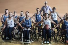 Ο Νίκος Γκάλης ενώνει τις δυνάμεις του με τους αθλητές με αμαξίδιο