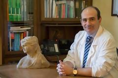 Σ. Χατζημωυσής: Γιατί οι γυναίκες δεν χάνουν κιλά στην κλιμακτήριο και την εμμηνόπαυση