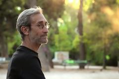 Γιώργος Μπαρκούρης: Ένας πρώην άστεγος μας αφηγείται τη ζωή του - 