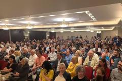 ΒΡΟΝΤΕΡΟ ΜΗΝΥΜΑ ΝΙΚΗΣ ΕΣΤΕΙΛΑΝ ΟΙ ΕΤΕΡΟΔΗΜΟΤΕΣ ΣΤΗ ΜΕΓΑΛΗ ΠΡΟΕΚΛΟΓΙΚΗ ΣΥΓΚΕΝΤΡΩΣΗ ΤΟΥ ΕΡΩΤΟΚΡΙΤΟΥ ΓΑΛΟΥΝΗ ΣΤΗΝ ΑΘΗΝΑ