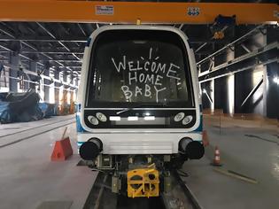 Φωτογραφία για Απίστευτο: Γέμισαν γκράφιτι τα φυλασσόμενα στο αμαξοστάσιο ...πρώτα βαγόνια του Μετρό Θεσσαλονίκης! (pics)