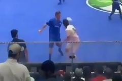 Τον Τότι πρέπει να τον σέβεσαι...