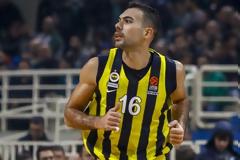 Οι Τούρκοι στέλνουν τον Σλούκα στον Ολυμπιακό