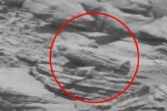 Κυνηγός UFO «ανακάλυψε» αιγυπτιακή σαρκοφάγο στην επιφάνεια του Άρη