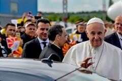 Γιώργος Παπαθανασόπουλος, Φιάσκο η επίσκεψη του Πάπα εις Σόφια και Σκόπια