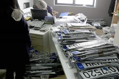 Δήμος Αθηναίων: Επιστροφή πινακίδων ενόψει εκλογών
