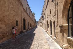 Μεσαιωνική πόλη Ρόδου: Το αντάμωμα της ιστορίας και της σύγχρονης ζωής