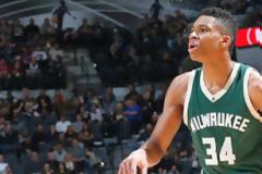 Ο Γιάννης Αντετοκούνμπο γίνεται ο... Μίδας του ΝΒΑ με συμβόλαιο 250 εκατ.