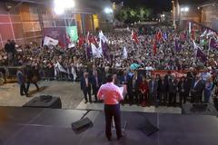 Τσίπρας: Καλωσορίζουμε τους τσιγγάνους και τους μετανάστες στις ομιλίες μας