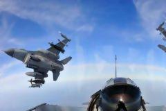 Τι παριστάνει ότι αγνοεί ο Ακάρ για τα 10 ναυτικά μίλια του ελληνικού εναέριου χώρου