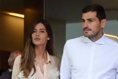 Ίκερ Κασίγιας-Σάρα Καρμπονέρο: Το διπλό χτύπημα της μοίρας