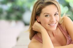 Νέες ακόμη και μετά την εμμηνόπαυση μπορούν να παραμείνουν οι γυναίκες