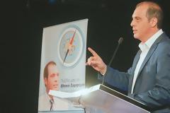 Βελόπουλος: Μας κορόιδευαν, μας φίμωναν, αλλά η απάντηση ήρθε από τους Έλληνες